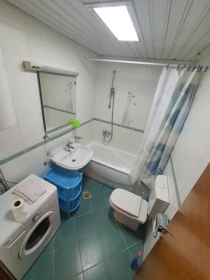 Oksana Apartment Podgorica Esterno foto