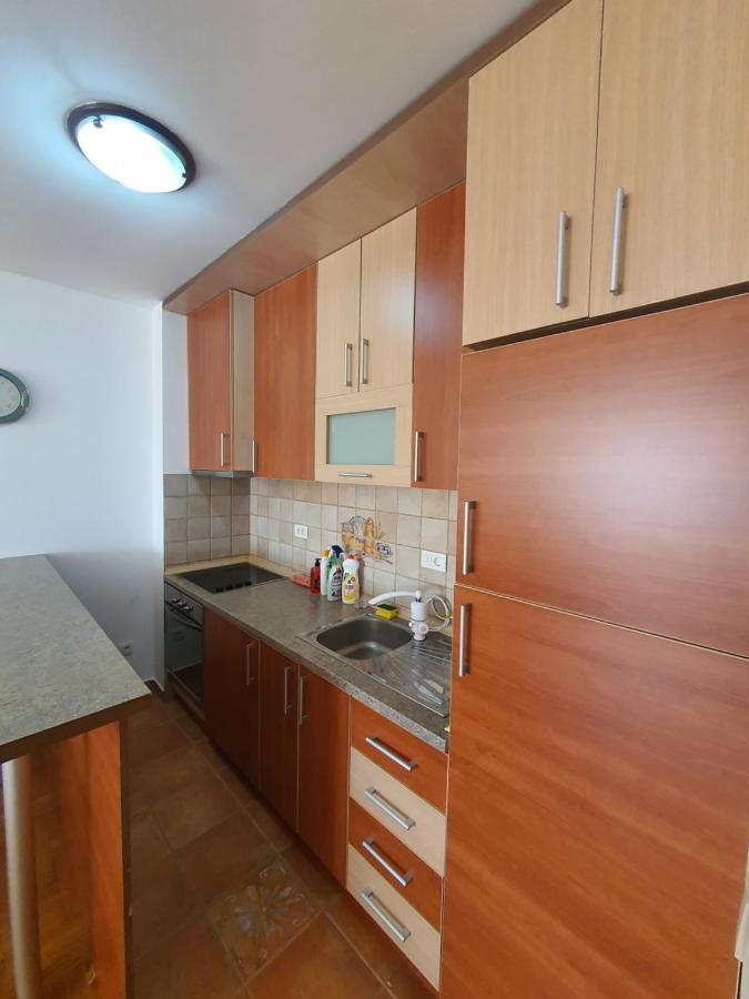 Oksana Apartment Podgorica Esterno foto